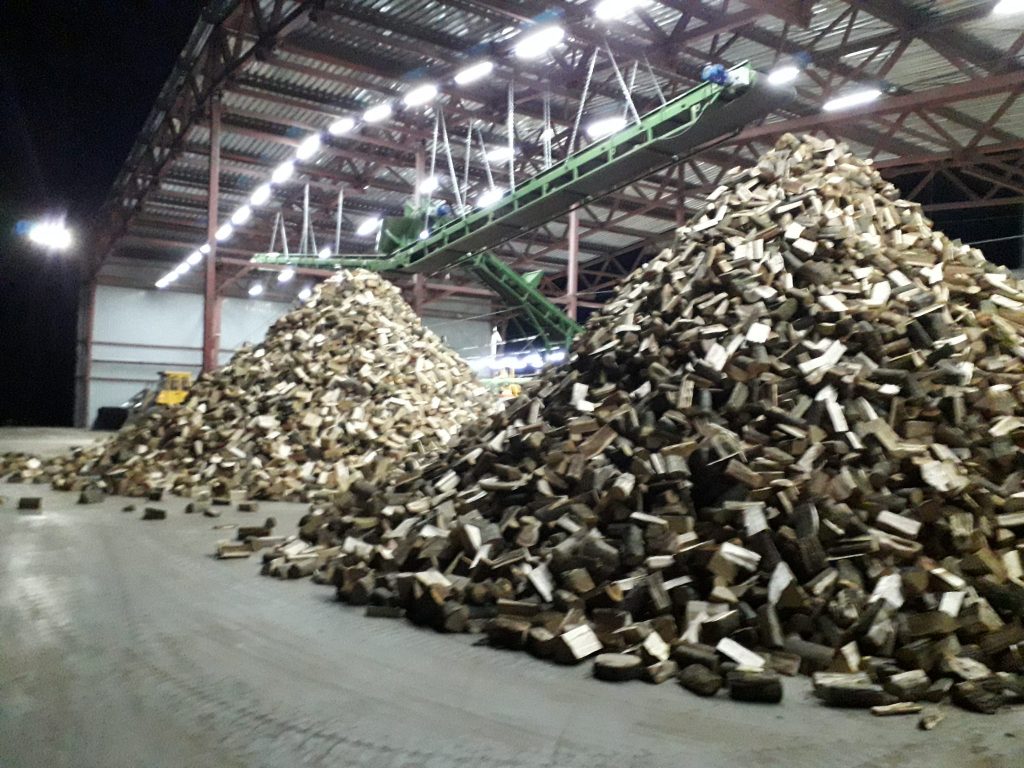 SPECIAL FIREWOOD EQUIPMENT TO PRODUCE WOOD CHARCOAL